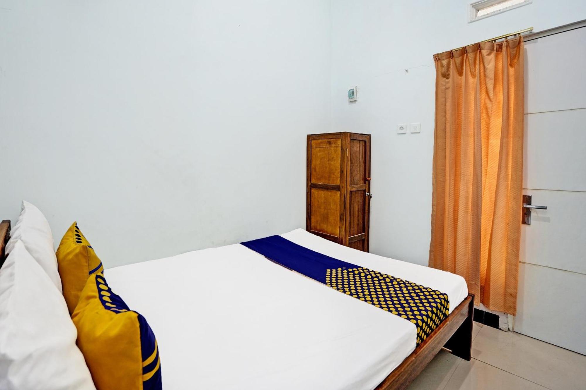 Oyo Life 91866 Paradise Ok Kost Syariah Mojokerto Exterior photo